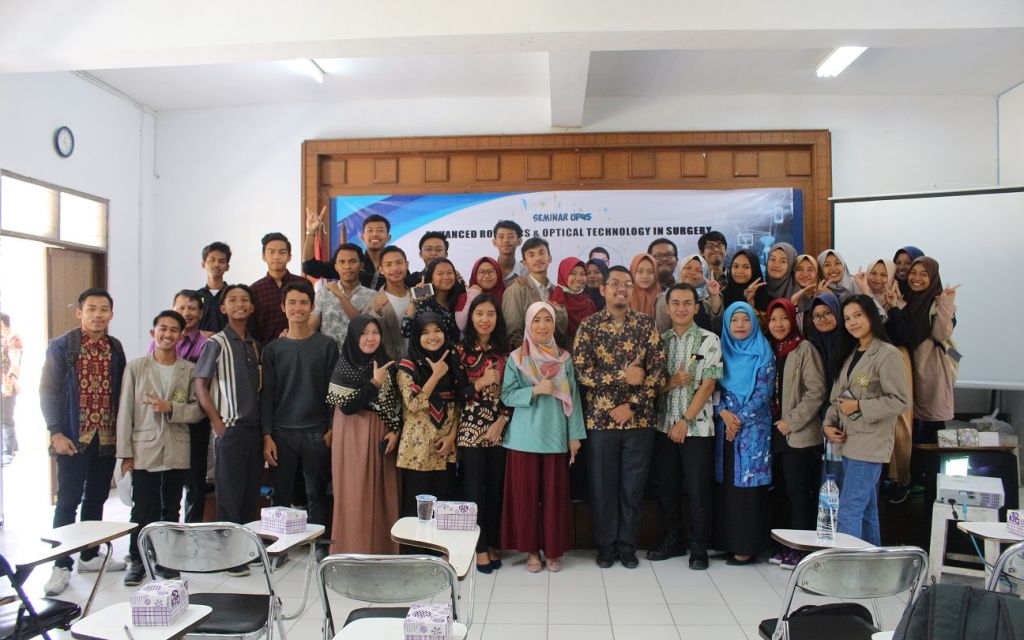 Universitas Proklamasi Yogyakarta  menggelar Seminar “Advanced Robotics and Optical Technology in Surgery“ bersama Prof.Dr.Ing.Azhar Zam dari Universitas Basel